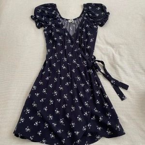 HOLLISTER SUMMER DRESS